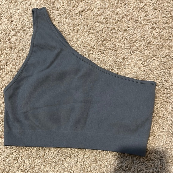One-Shoulder Gray Ribbed Top - Picture 2 of 3